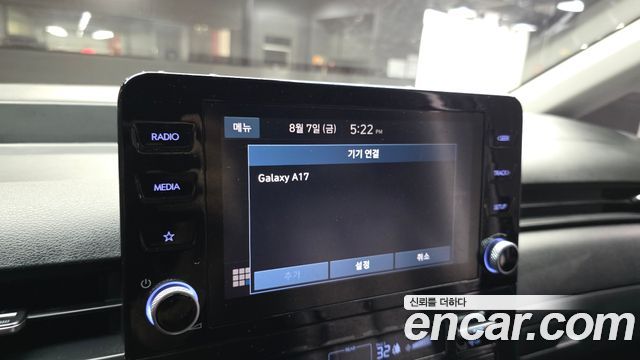 Hyundai Staria 2025 — photo 31