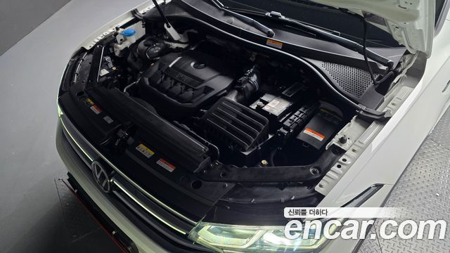Volkswagen Tiguan 2023 — photo 6