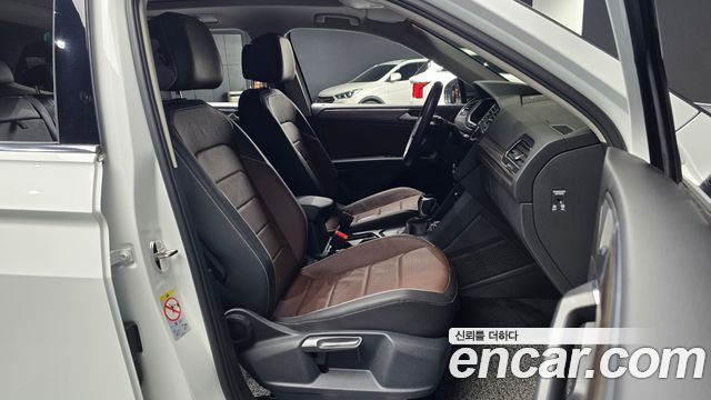 Volkswagen Tiguan 2023 — photo 13