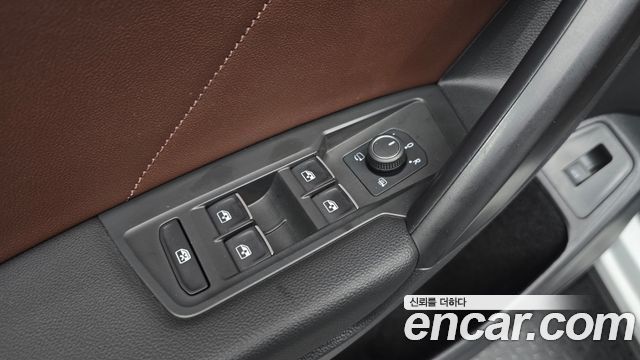 Volkswagen Tiguan 2023 — photo 28