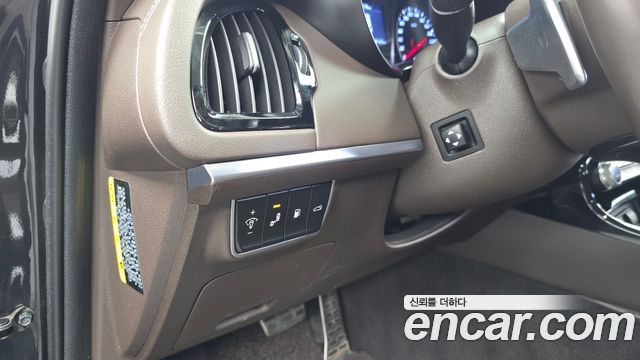 Kia Stinger 2018 — photo 25