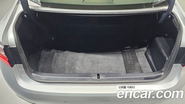 Lexus ES 2016 — photo 20