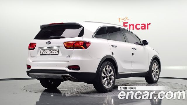 Kia Sorento 2018 — photo 2