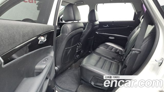 Kia Sorento 2018 — photo 18