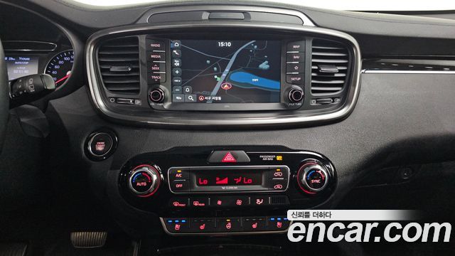 Kia Sorento 2018 — photo 20