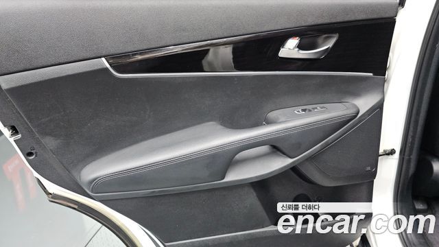 Kia Sorento 2018 — photo 15