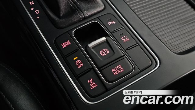 Kia Sorento 2018 — photo 32