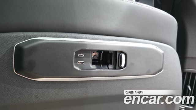 BMW X5 2026 — photo 28