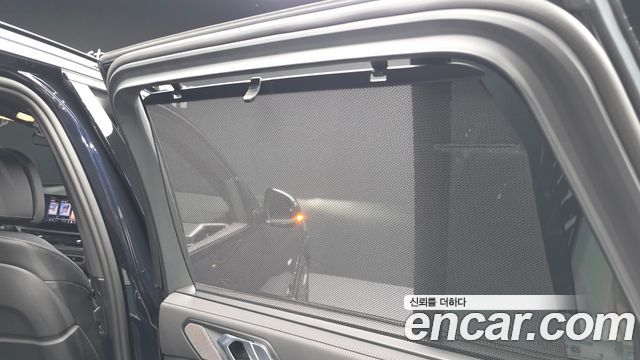BMW X5 2026 — photo 33