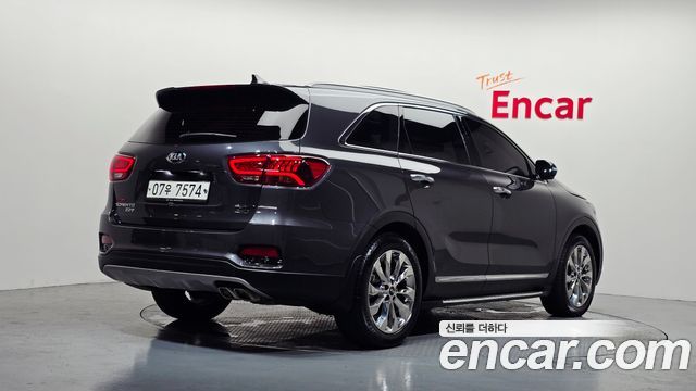 Kia Sorento 2019 — photo 2