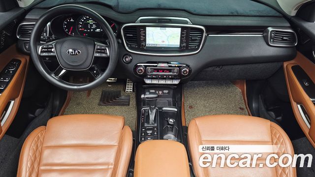 Kia Sorento 2019 — photo 10
