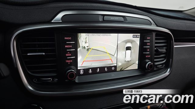 Kia Sorento 2019 — photo 21