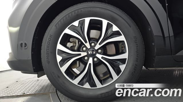 Kia Canival 2021 — photo 5