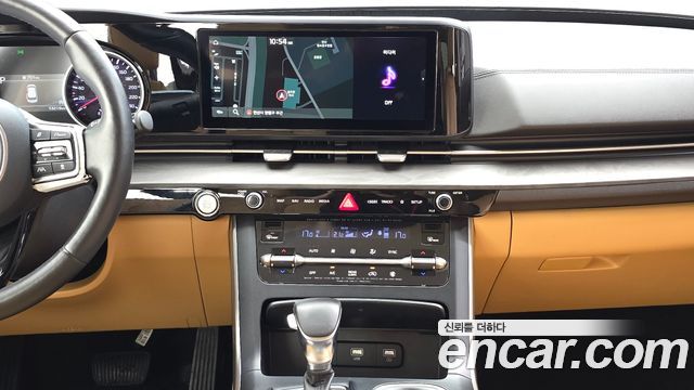 Kia Canival 2021 — photo 21
