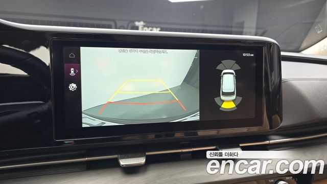 Kia Canival 2021 — photo 23