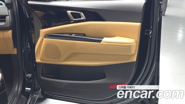 Kia Canival 2021 — photo 15