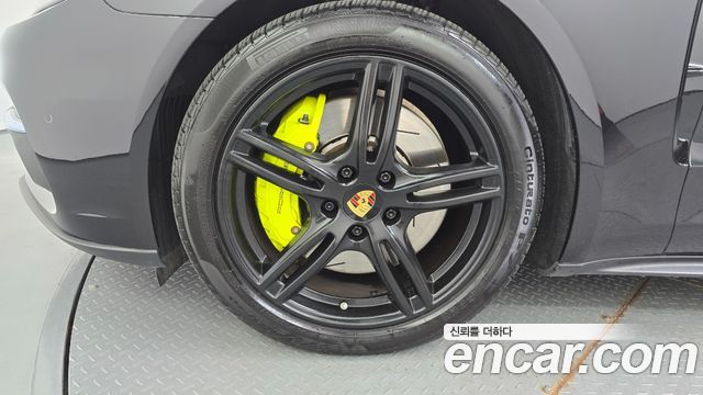 Porsche Panamera 2019 — photo 5