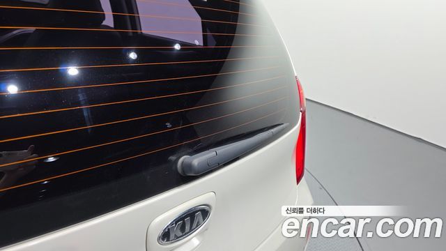 Kia morning 2012 — photo 23