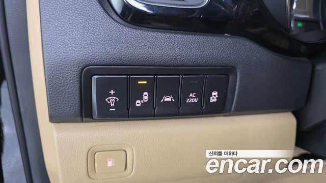 Kia Canival 2018 — photo 12