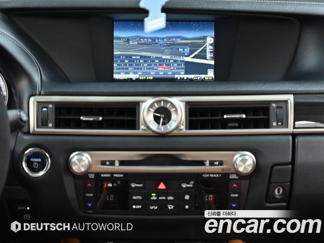 Lexus GS 2015 — photo 14