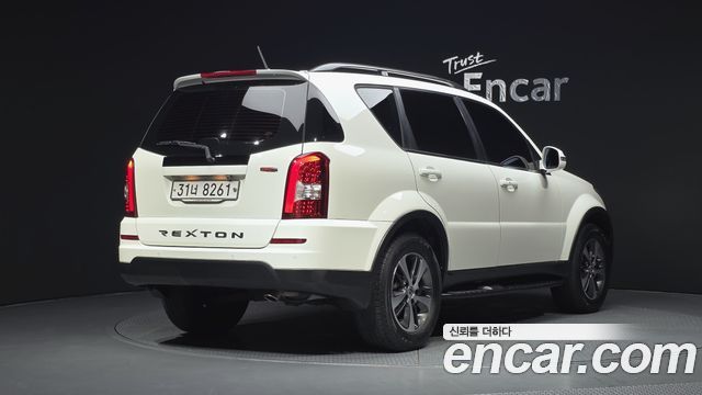 KG Mobility Rexton 2017 — photo 2