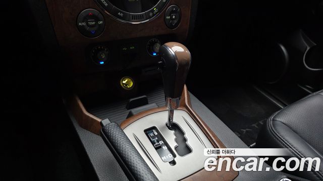 KG Mobility Rexton 2017 — photo 12