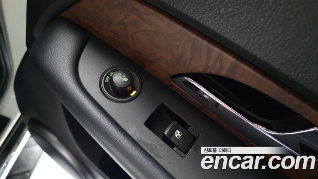 KG Mobility Rexton 2017 — photo 27