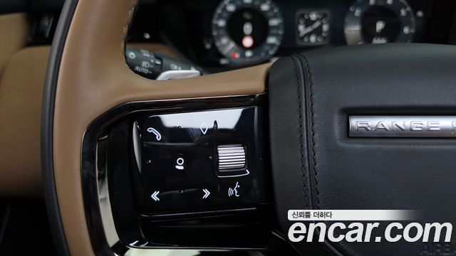 Land Rover Range Rover Velar 2024 — photo 17