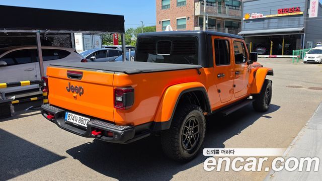 Jeep Gladiator 2025 — photo 2
