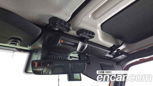 Jeep Gladiator 2025 — photo 24