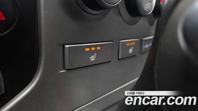 Hyundai Starex 2014 — photo 25