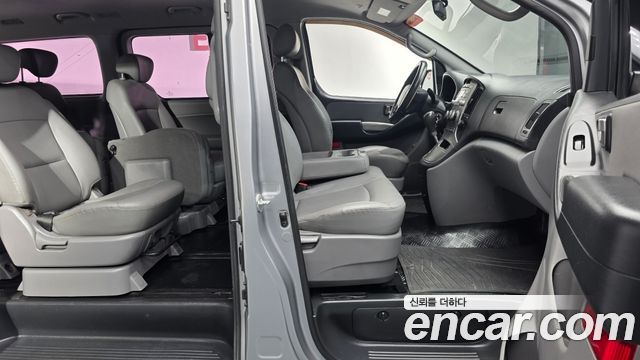 Hyundai Starex 2014 — photo 16