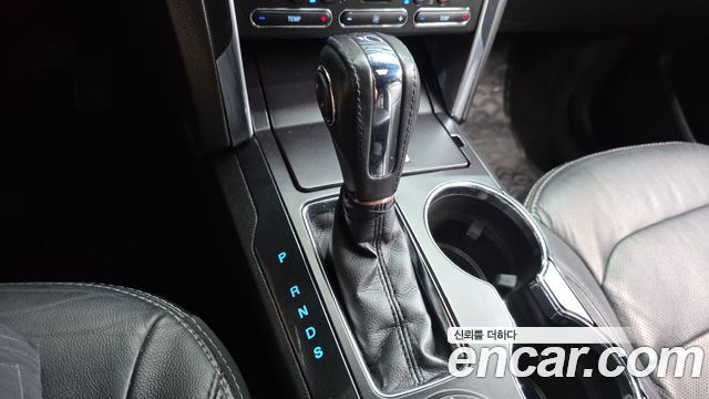 Ford Explorer 2018 — photo 9