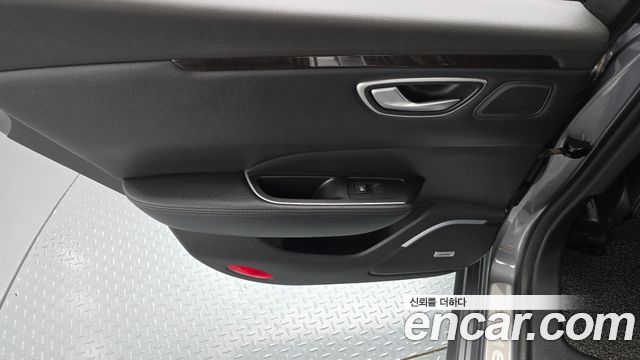 Renault Korea SM6 2016 — photo 15