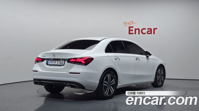 Mercedes-Benz A-Class 2021 — photo 2