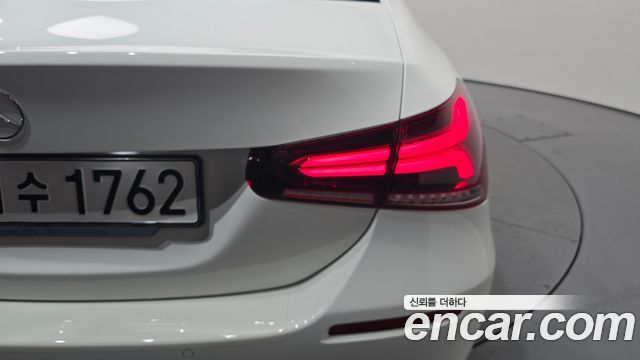 Mercedes-Benz A-Class 2021 — photo 9