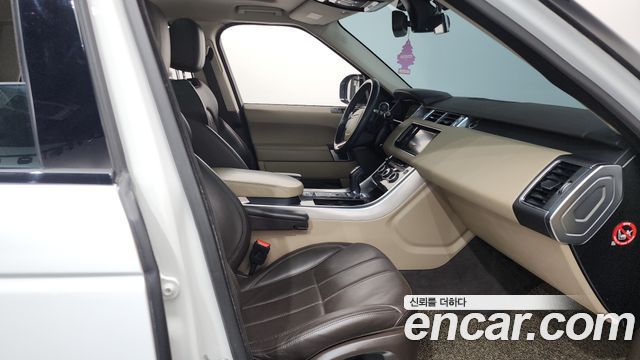 Land Rover Range Rover Sport 2016 — photo 11