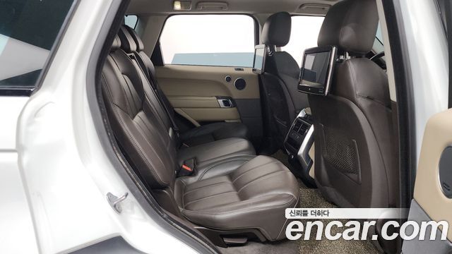 Land Rover Range Rover Sport 2016 — photo 12