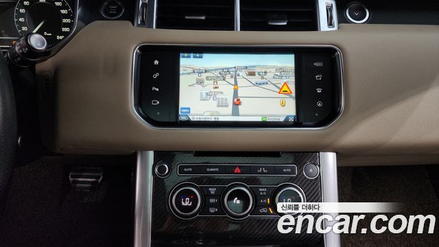 Land Rover Range Rover Sport 2016 — photo 13