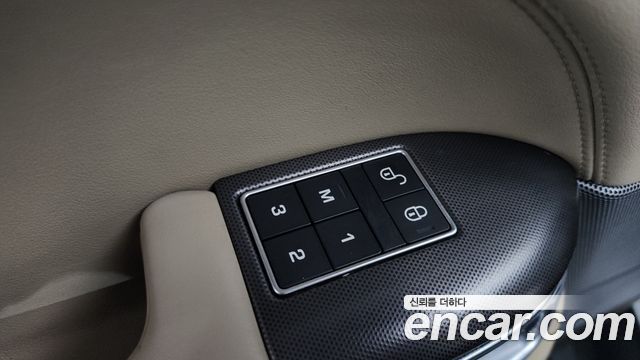 Land Rover Range Rover Sport 2016 — photo 17