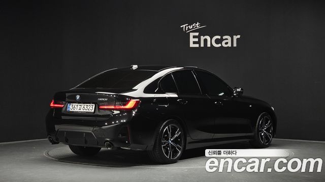 BMW 3-Series 2024 — photo 2