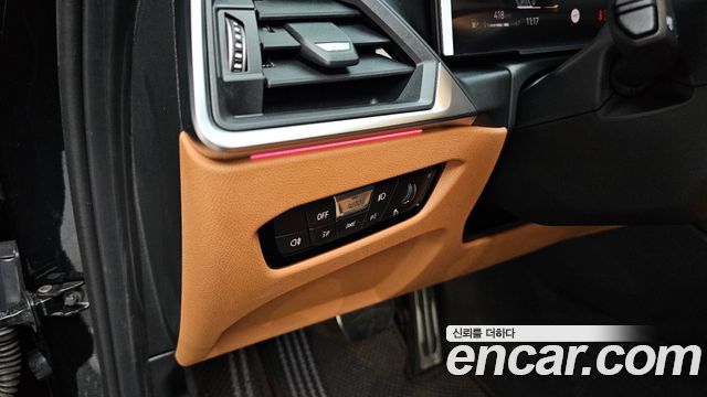 BMW 3-Series 2024 — photo 25