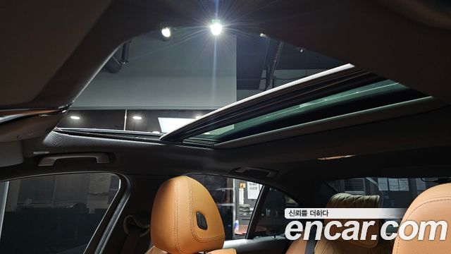 BMW 3-Series 2024 — photo 26