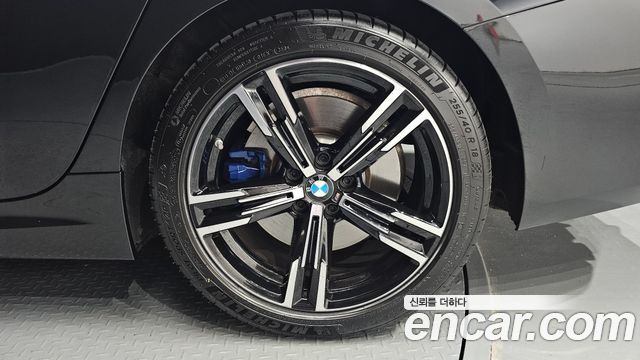 BMW 3-Series 2024 — photo 7
