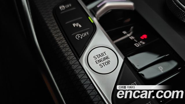 BMW 3-Series 2024 — photo 28