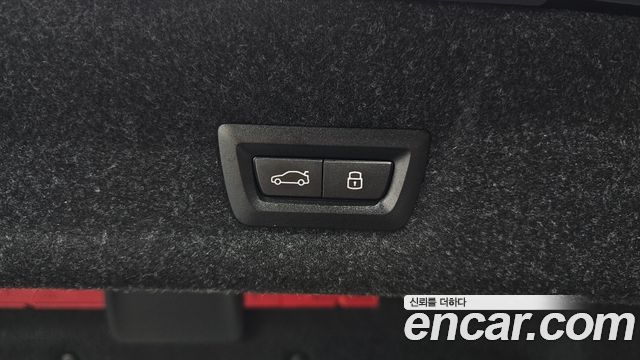 BMW 3-Series 2024 — photo 30
