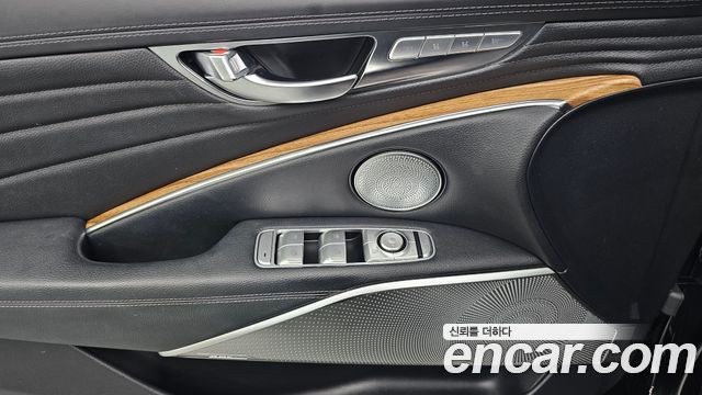 Kia K9 2022 — photo 17