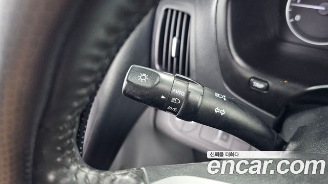 Hyundai Starex 2019 — photo 25