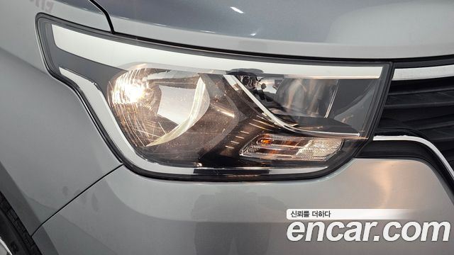 Hyundai Starex 2019 — photo 8