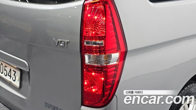 Hyundai Starex 2019 — photo 9